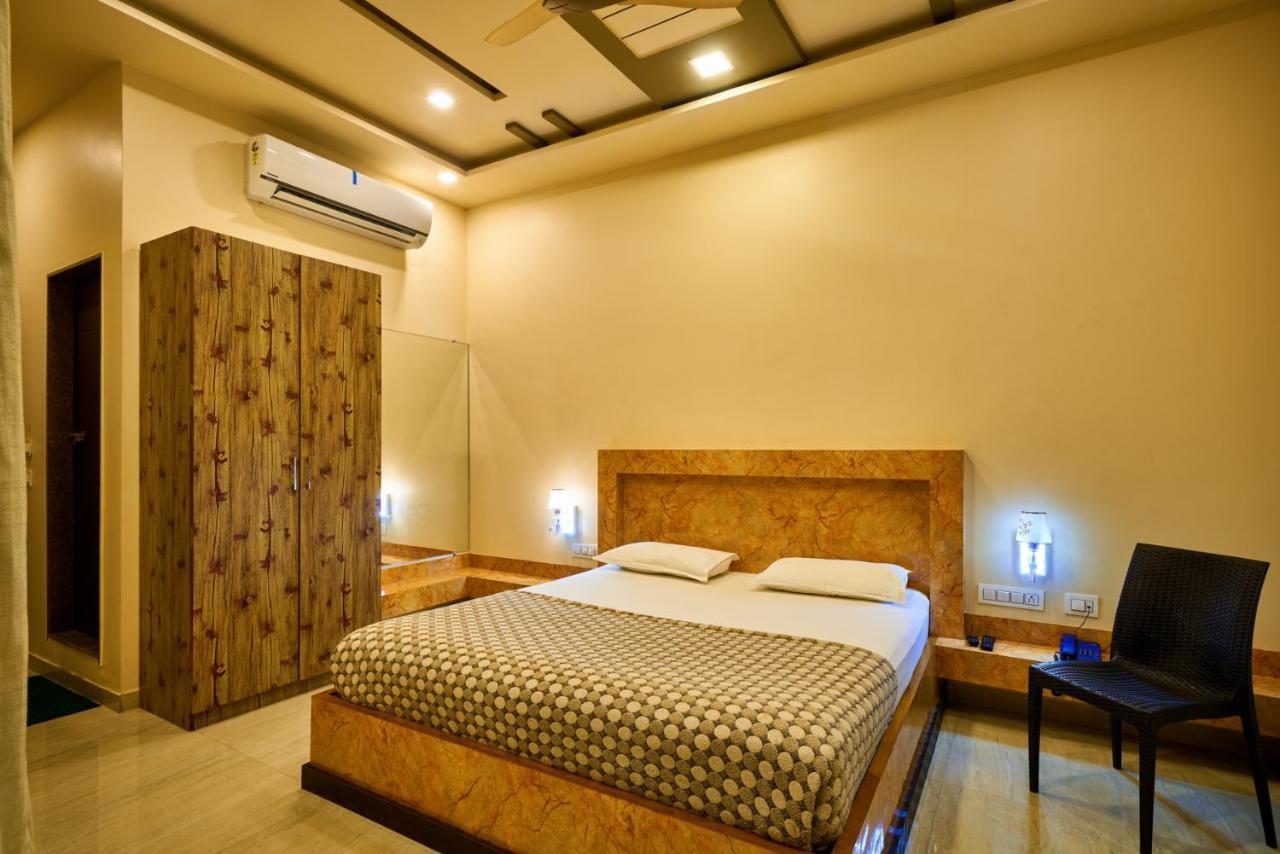 Hotel Saptarang Residency Panhala Exterior photo