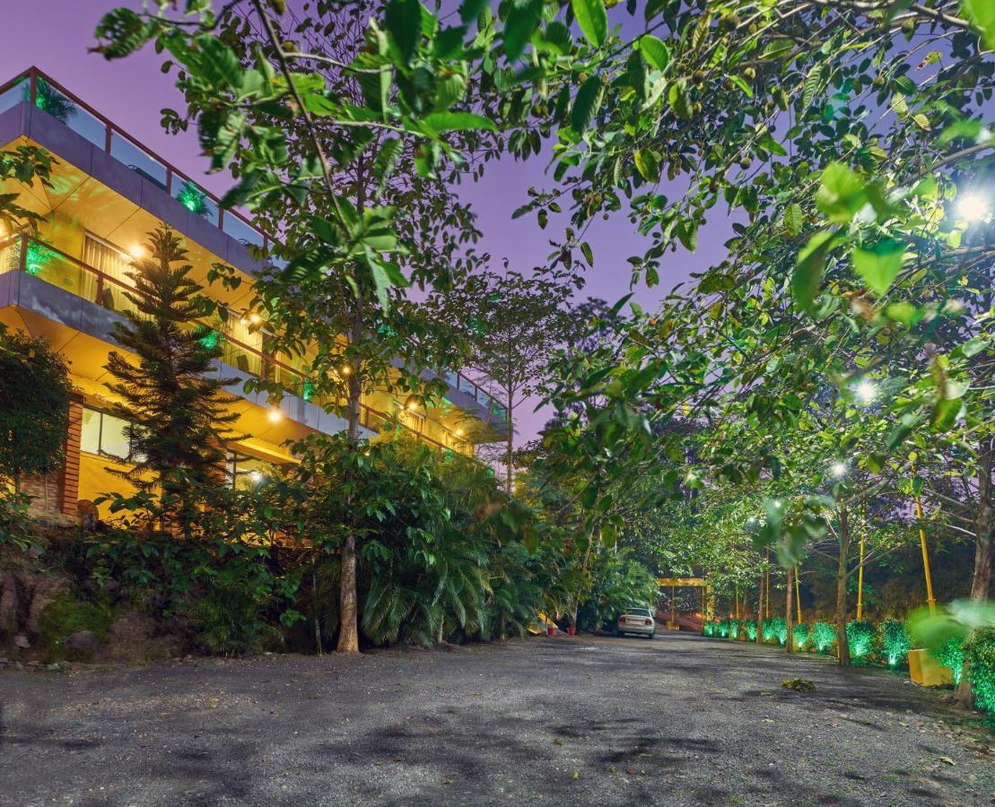 Hotel Saptarang Residency Panhala Exterior photo